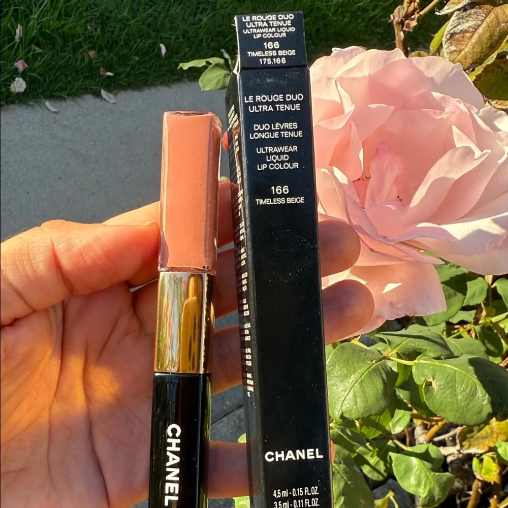 CHANEL LE ROUGE DUO COLOUR 166 TIMELESS BEIGE ULTRA TENUE LIQUID LIP GLOSS NEW